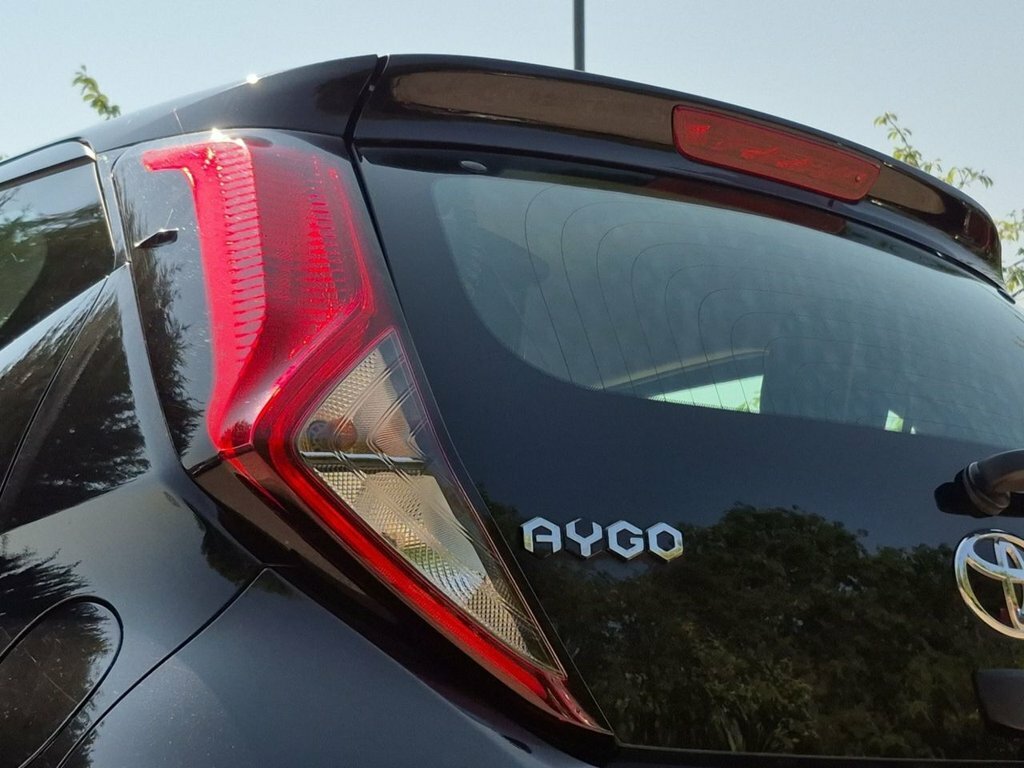 Toyota Aygo Aygo X-play Tss Vvt-i Black #31