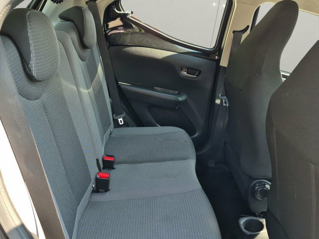 Toyota Aygo Aygo X-play Tss Vvt-i Black #25