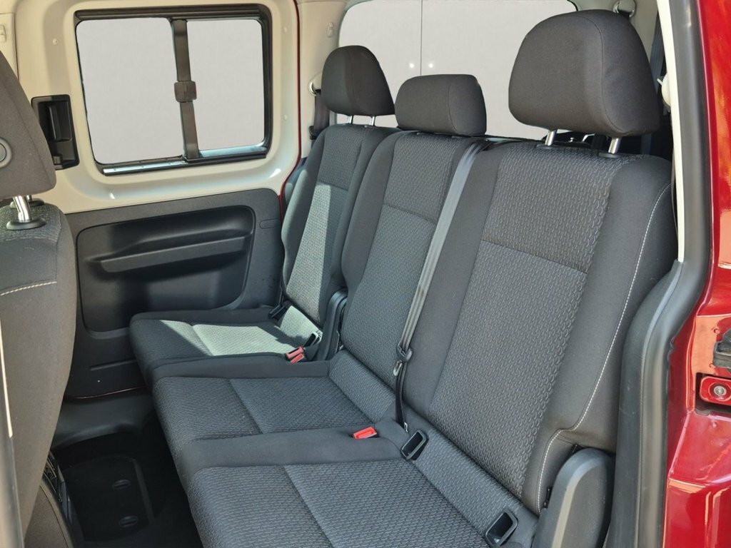 Volkswagen Caddy Maxi Life Maxi Life Wav Wheelchair Vehicle 2.0 Tdi Bluemotio Red #25