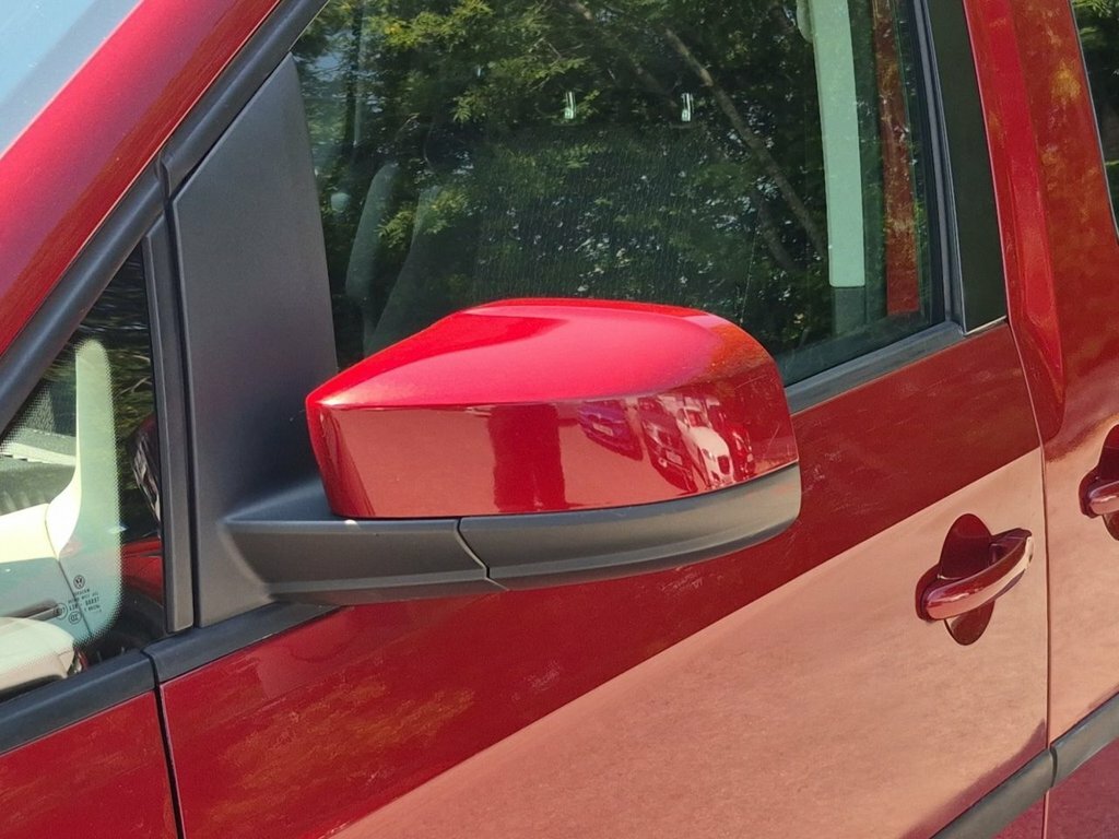 Volkswagen Caddy Maxi Life Maxi Life Wav Wheelchair Vehicle 2.0 Tdi Bluemotio Red #30