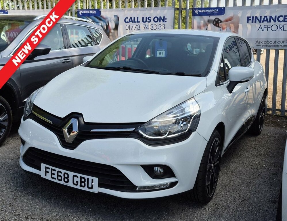 Renault Clio 1L Iconic White