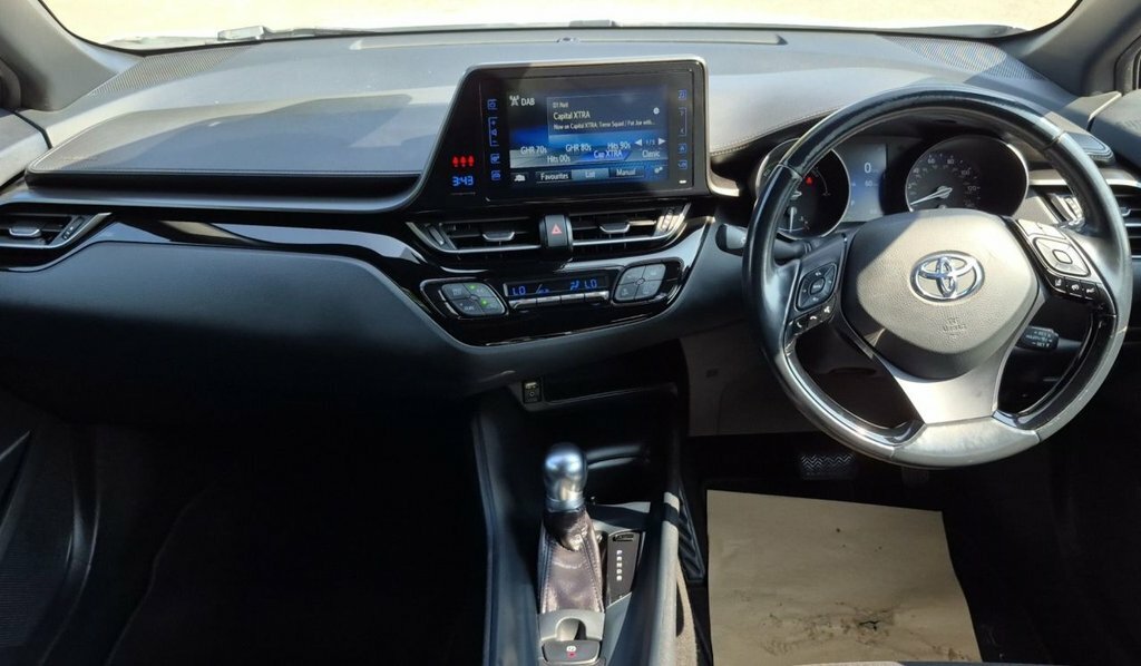 Toyota C-Hr 1.8L Icon SL68XNE White #4