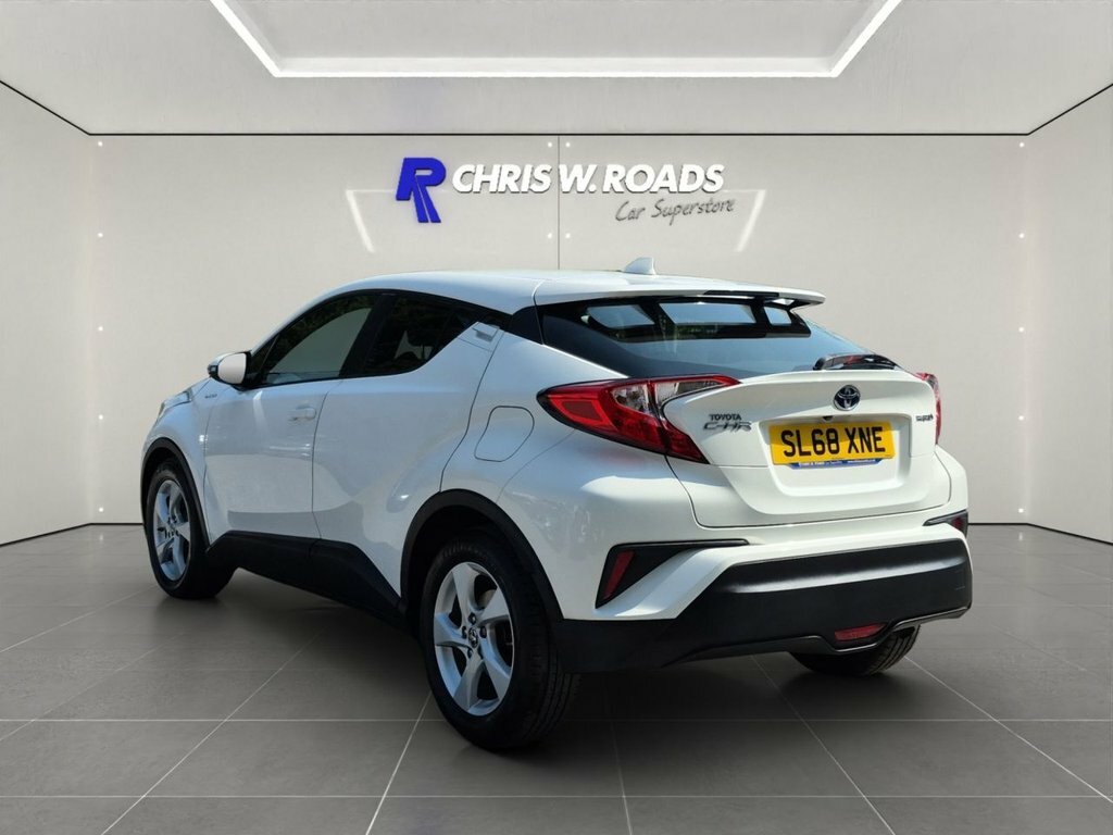Toyota C-Hr 1.8L Icon SL68XNE White #2