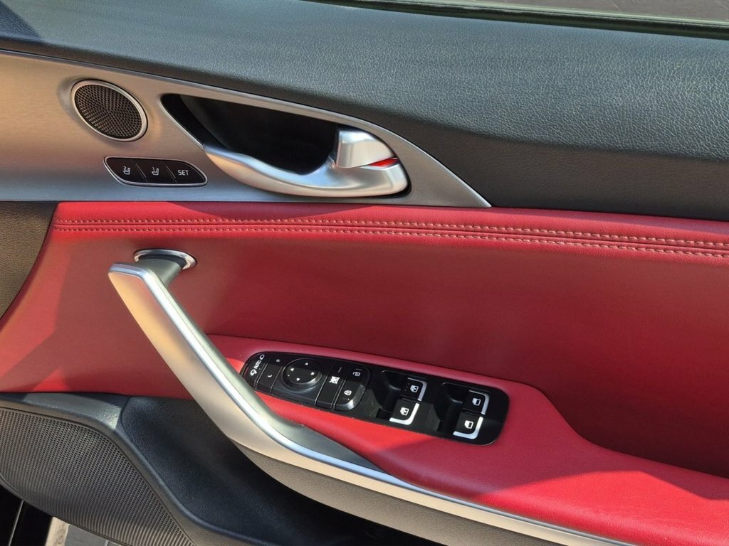 Kia Stinger Stinger Gt S Isg White #13