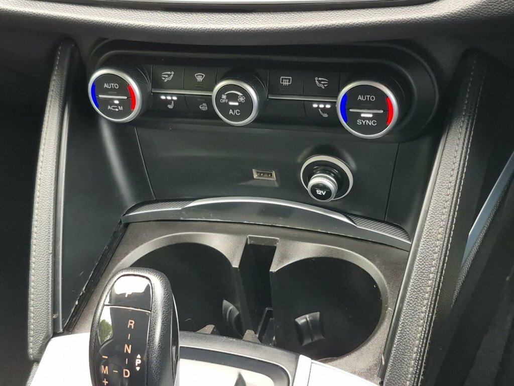 Alfa Romeo Stelvio 2.0L Tb Speciale Black #21