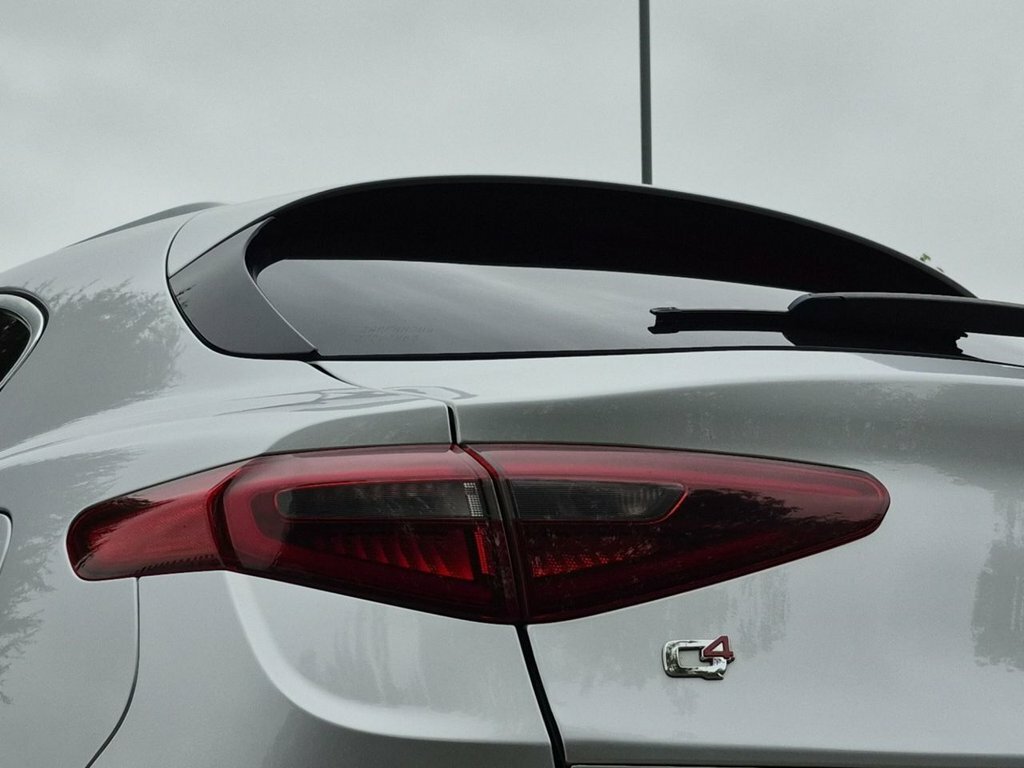Alfa Romeo Stelvio 2.0L Tb Speciale Black #33