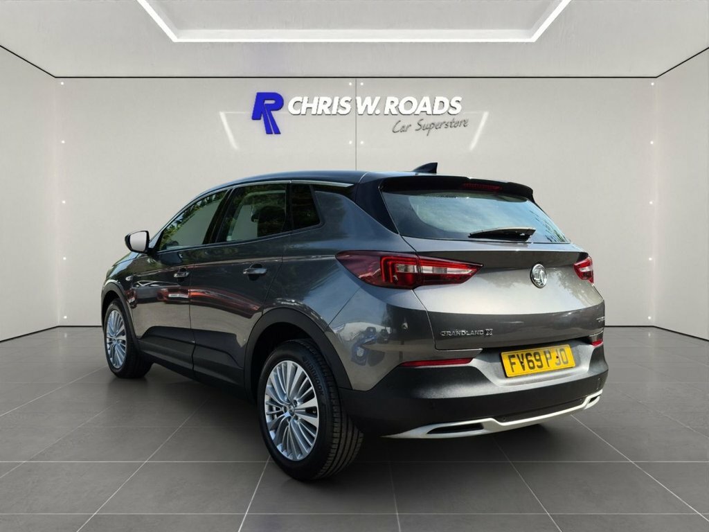 Vauxhall Grandland X 1.5L Tech Line Nav Grey #2