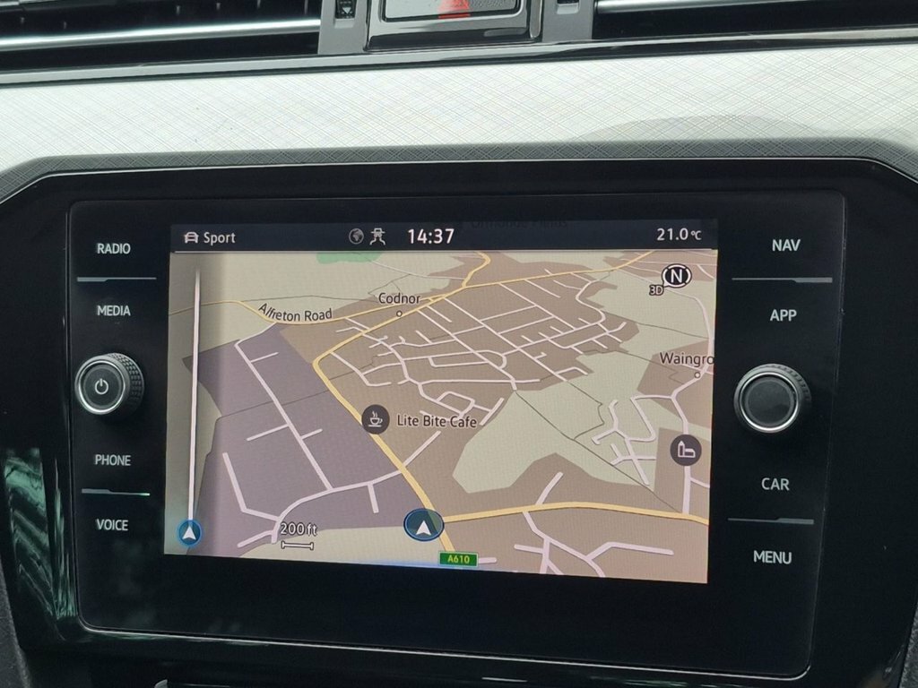 Volkswagen Passat 1.6L Sel Grey #3