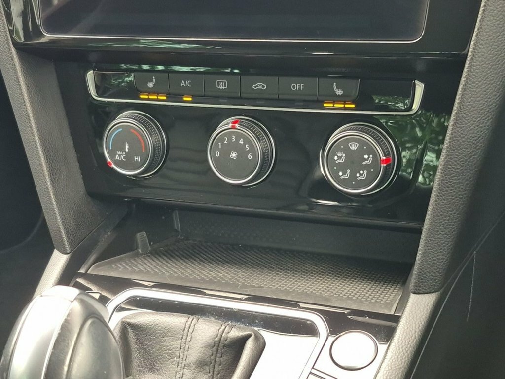 Volkswagen Passat 1.5 Tsi Evo Se Nav Grey #21