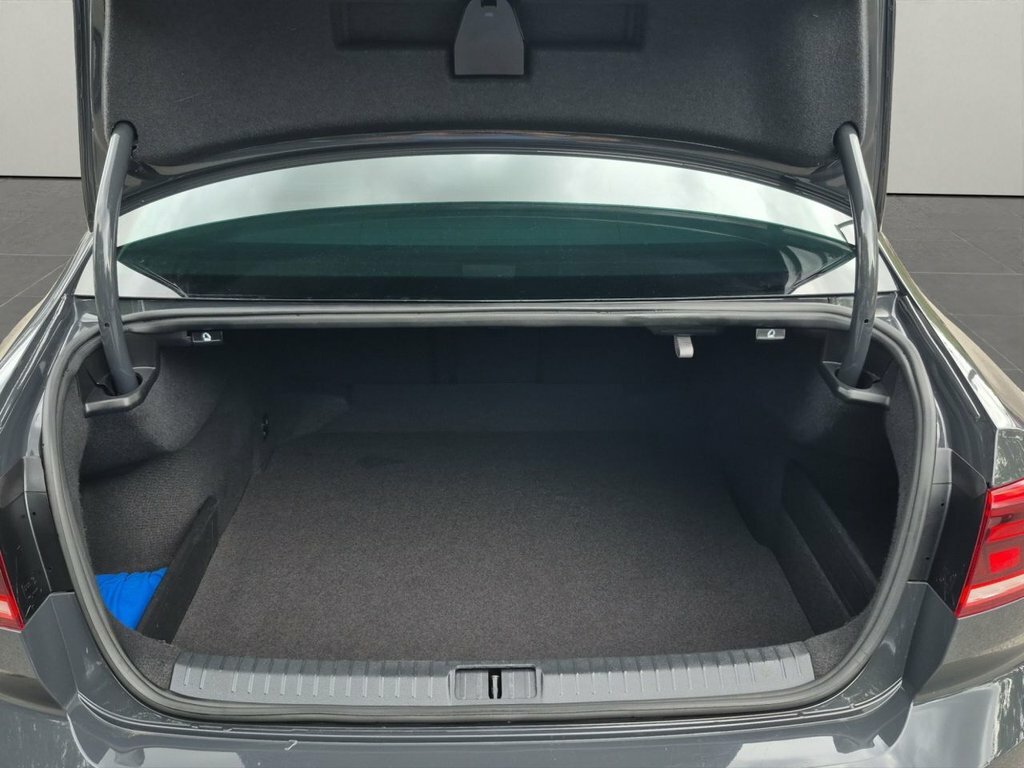 Volkswagen Passat 1.5 Tsi Evo Se Nav Grey #28