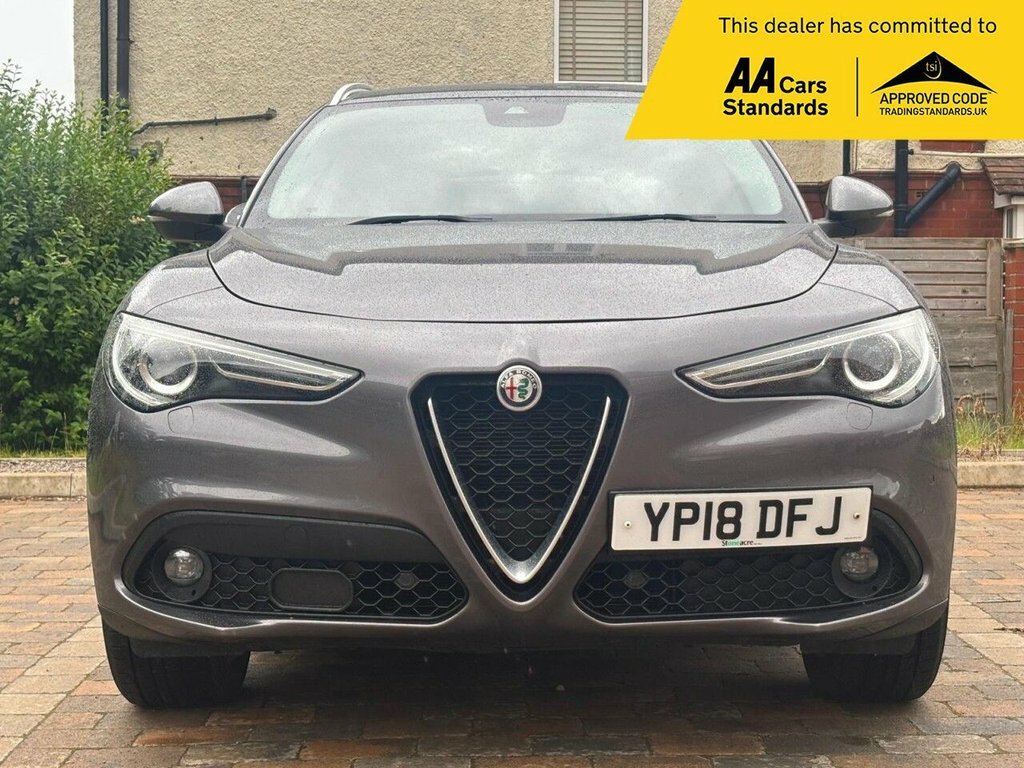 Alfa Romeo Stelvio 2L Speciale Grey #2