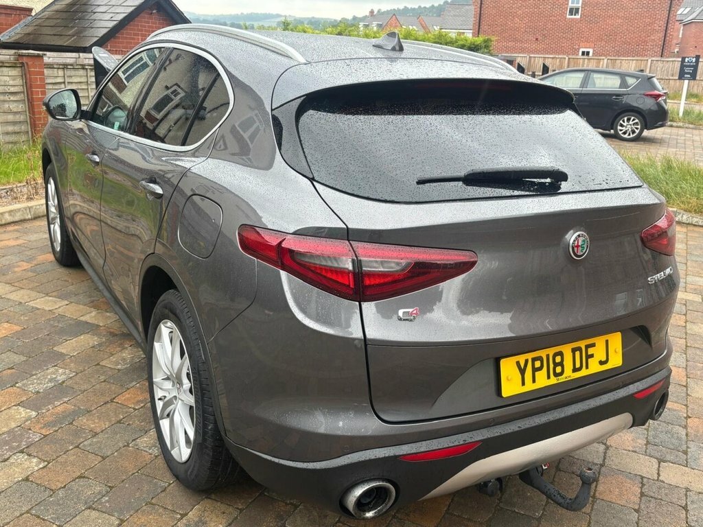 Alfa Romeo Stelvio 2.2 Td Speciale Q4 Awd Euro 6 Ss Red #11