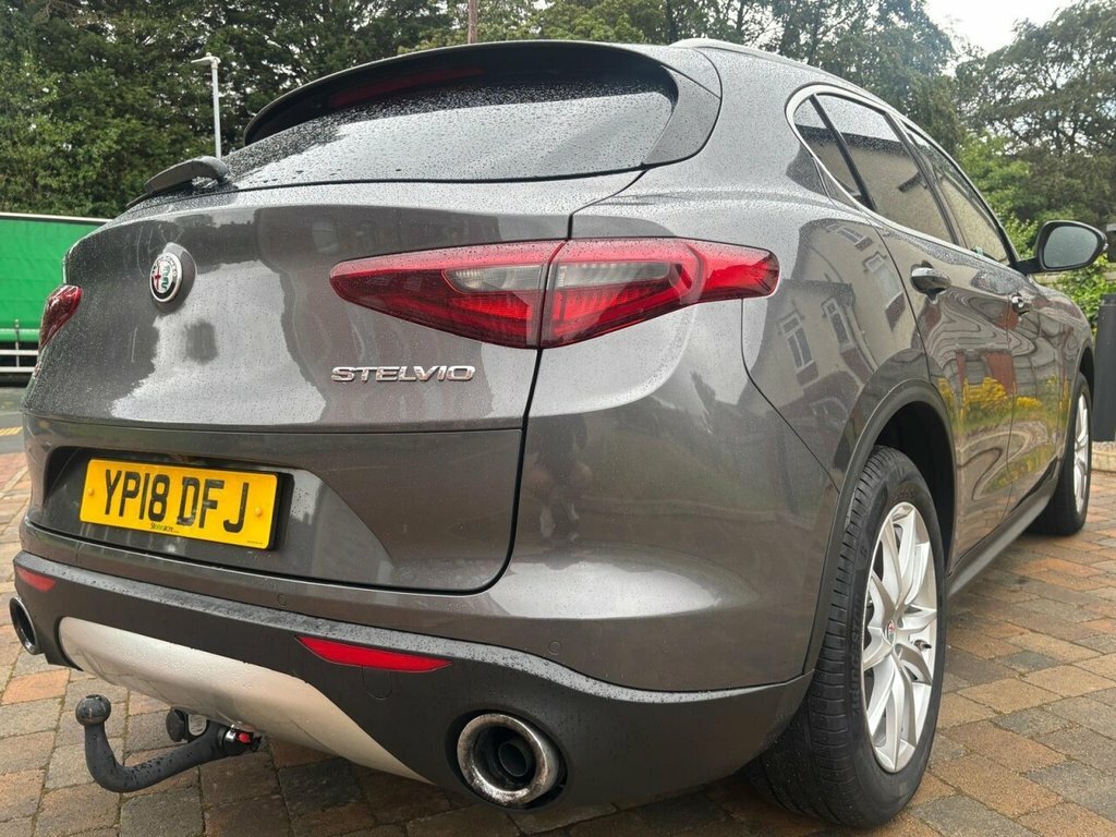 Alfa Romeo Stelvio 2.2 Td Speciale Q4 Awd Euro 6 Ss Red #7
