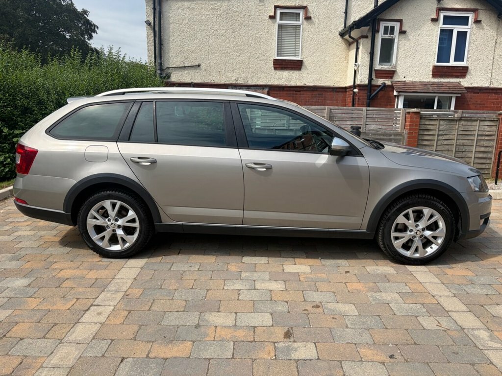 Skoda Octavia Estate 2.0 Tdi Vrs Euro 6 Ss Snav 20161 Green #7