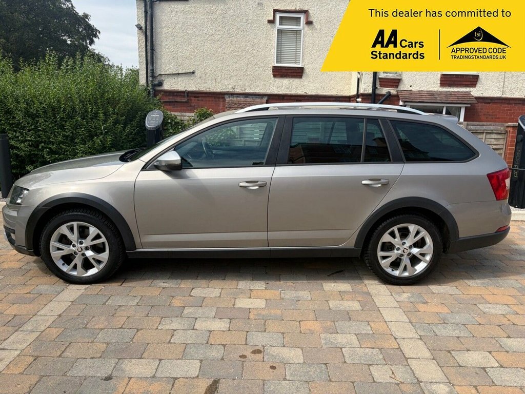Skoda Octavia 2L Scout Beige #5