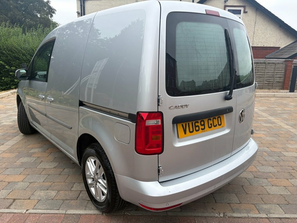 Volkswagen Caddy 2L Highline Silver #6