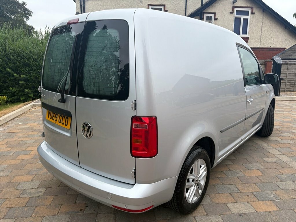 Volkswagen Caddy 2L Highline Silver #4