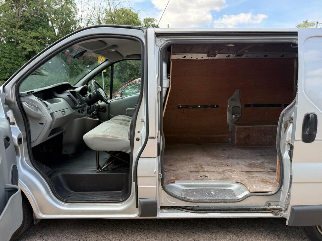 Nissan Primastar Nissan Primastar 2.0 Dci 2700 Se Phase 3 L1 H1 #11