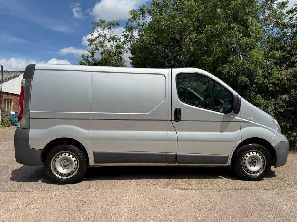 Nissan Primastar 2.0 Dci 2700 Se Phase 3 L1 H1 Silver #2