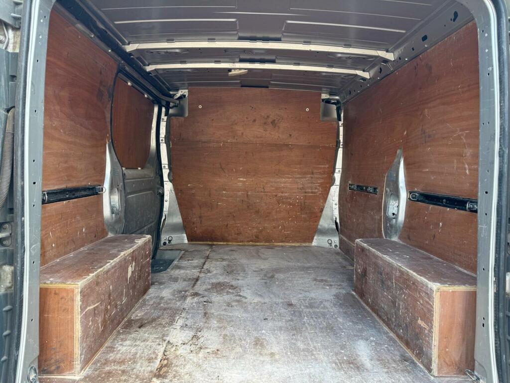 Nissan Primastar Nissan Primastar 2.0 Dci 2700 Se Phase 3 L1 H1 #24