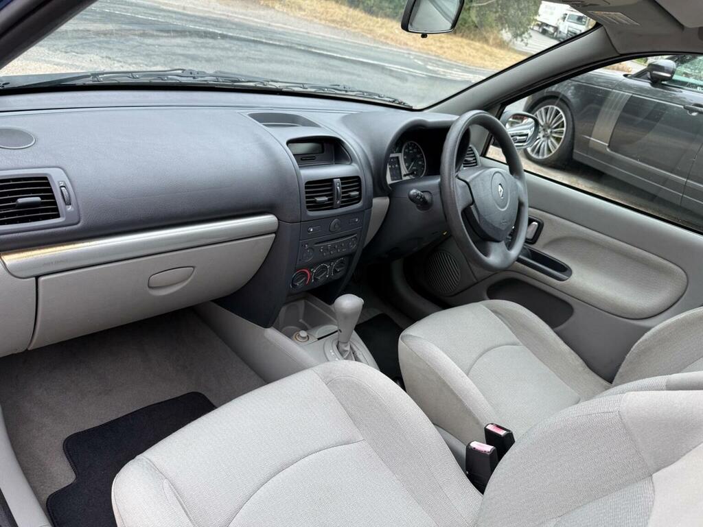 Renault Clio 1.4 16V Privilege Blue #5