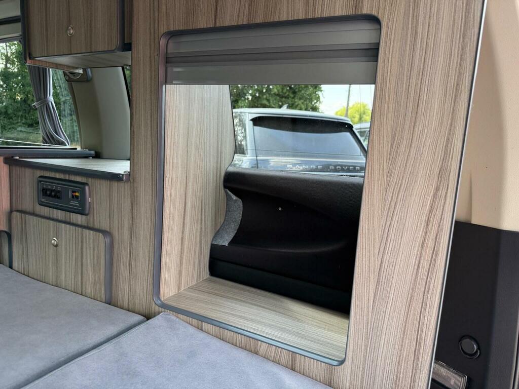 Nissan Elgrand Highway Star White #12