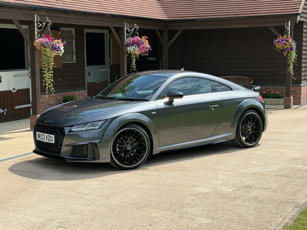 Audi TT 2.0 Tfsi 40 Black Edition Coupe S Troni #4