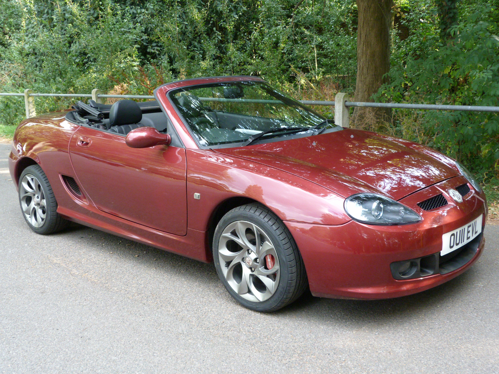 MG MGTF 135 Style Pack, Radiant Red Just 24,000 Miles. 