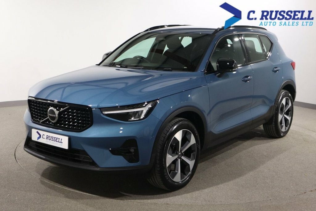Volvo XC40 2L Plus Dark Blue