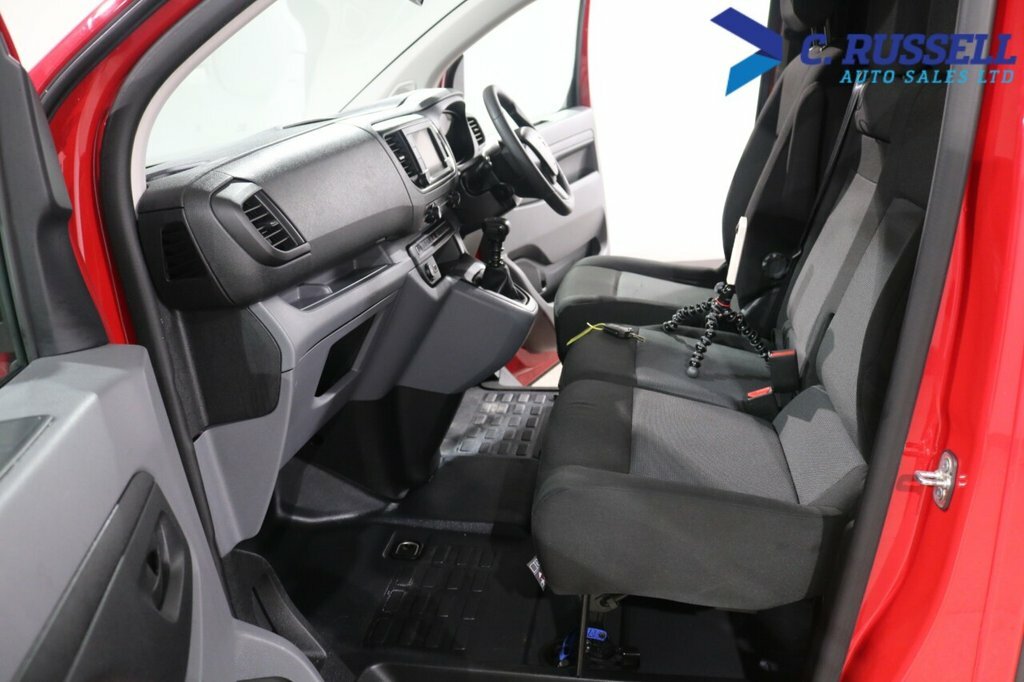 Toyota PROACE 100Kw Icon 75Kwh Van White #24