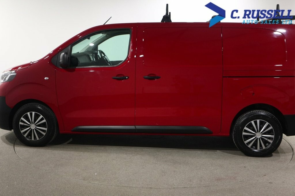 Toyota PROACE Icon L1 75Kw 1T White #16