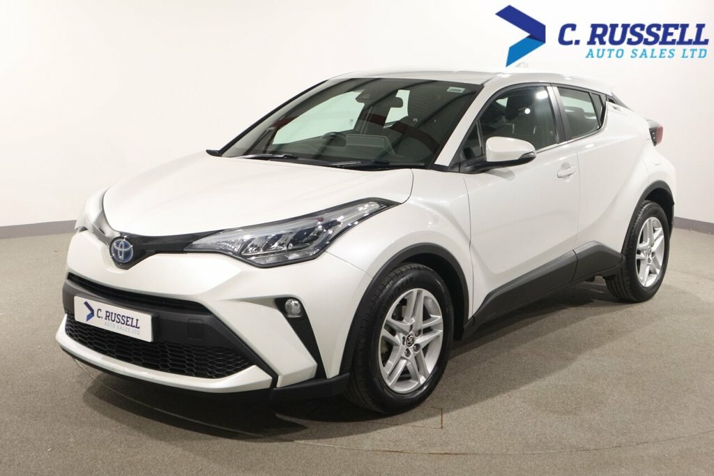 Toyota C-Hr 1.8L Icon URZ7196 White #2