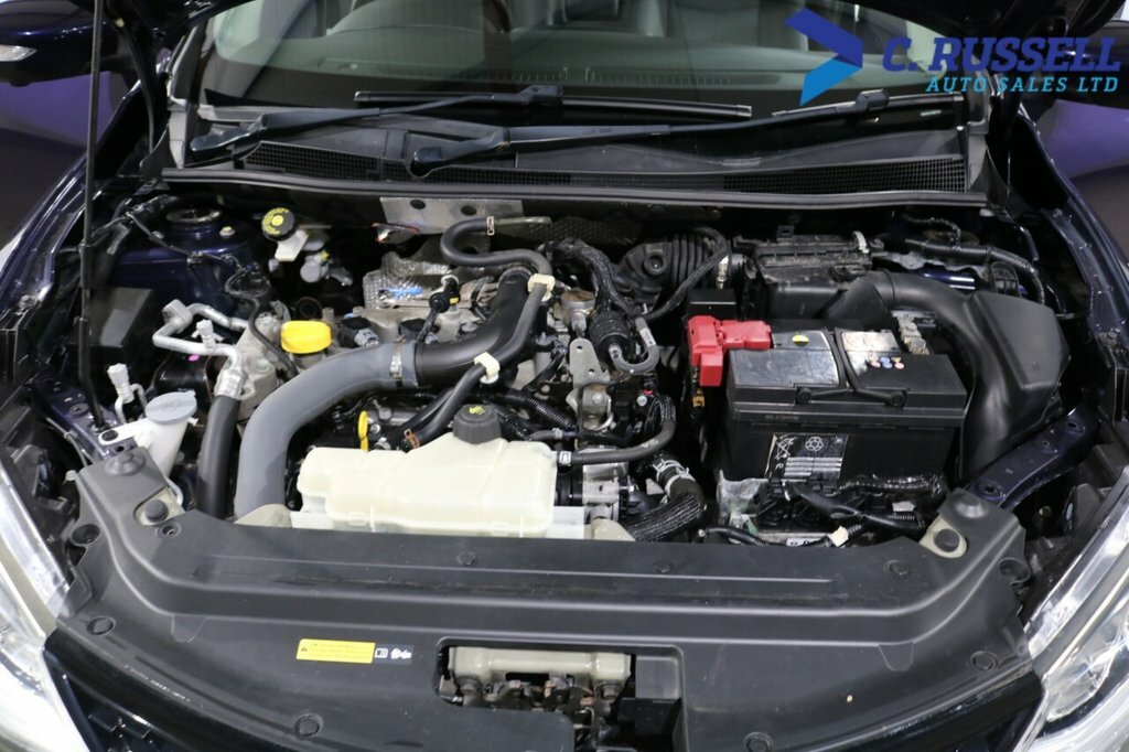 Nissan Pulsar Hatchback Grey #32