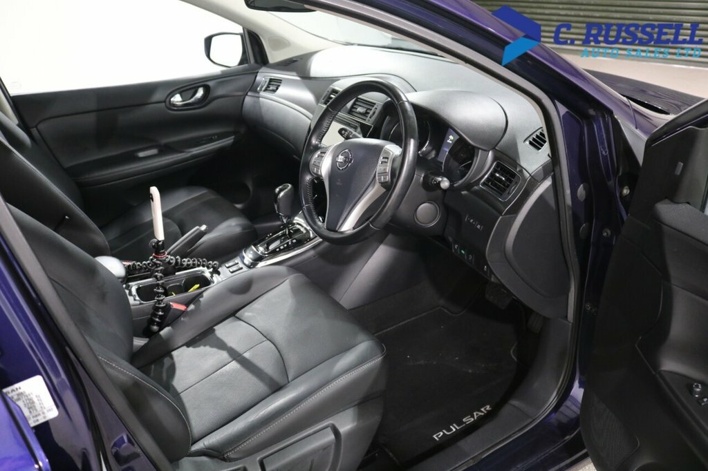 Nissan Pulsar Hatchback Grey #20