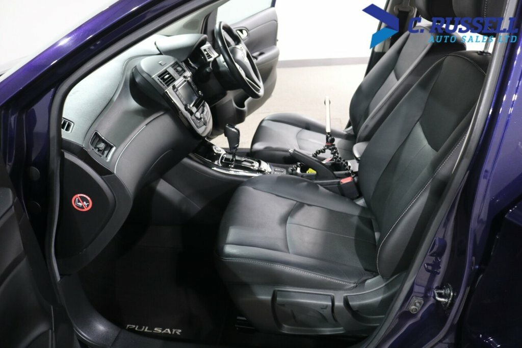 Nissan Pulsar Hatchback Grey #28