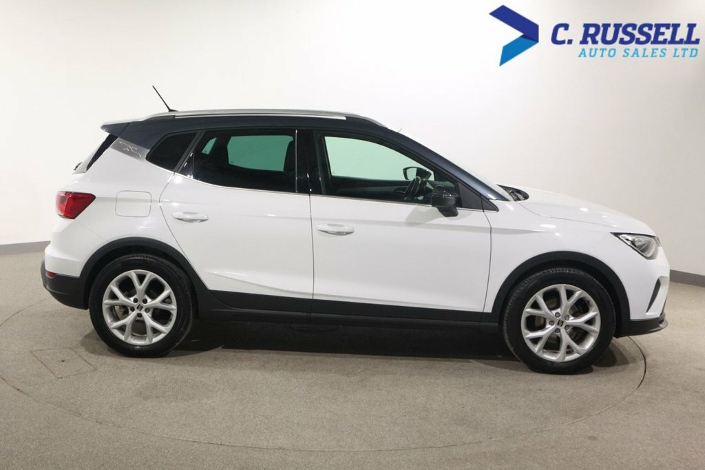 Seat Arona 1L Fr WGZ9437 White #4