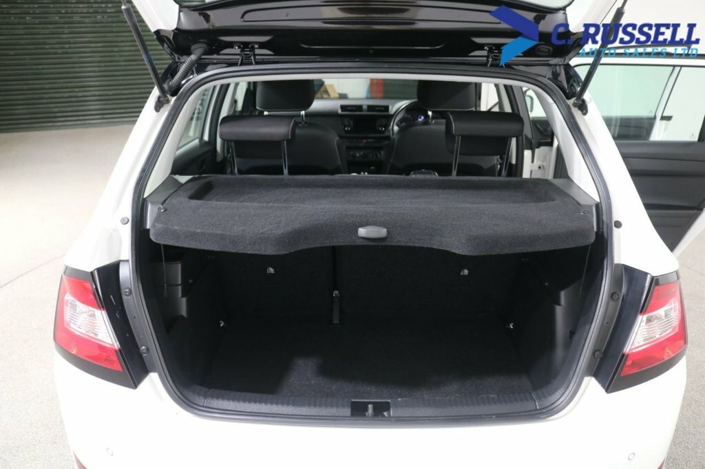 Skoda Fabia Colour Edition Tsi Dsg White #23
