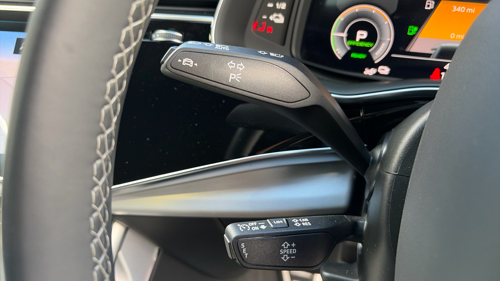 Audi Q8 Audi Q8 55 Tfsi Quattro Black Edition Tiptroni Blue #35