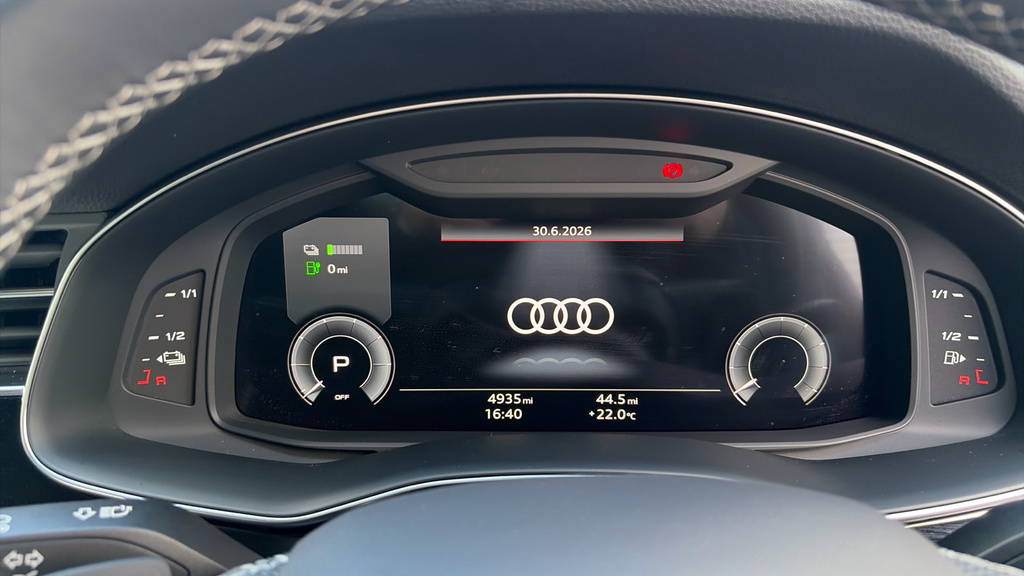 Audi Q8 Audi Q8 55 Tfsi Quattro Black Edition Tiptroni Blue #13