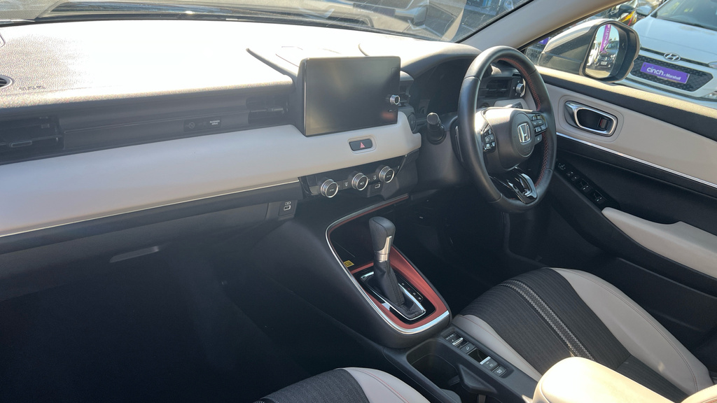 Honda Hr-V 1.5 I-mmd 131Ps Elegance Ecvt 5-Door White #10