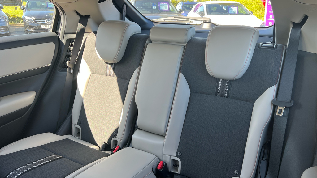 Honda Hr-V 1.5 I-mmd 131Ps Elegance Ecvt 5-Door White #17