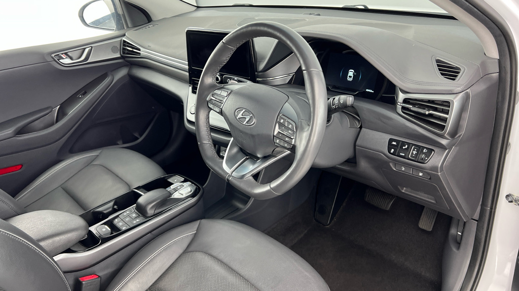 Hyundai Ioniq Premium Grey #9