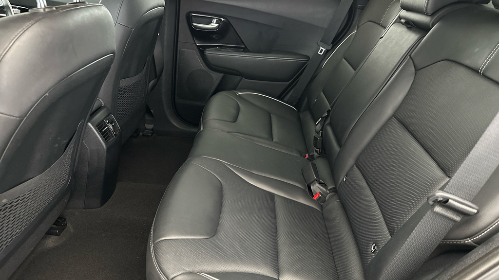 Kia e-Niro Kia Niro 64Kwh 3 Suv 201 Bhp Grey #24