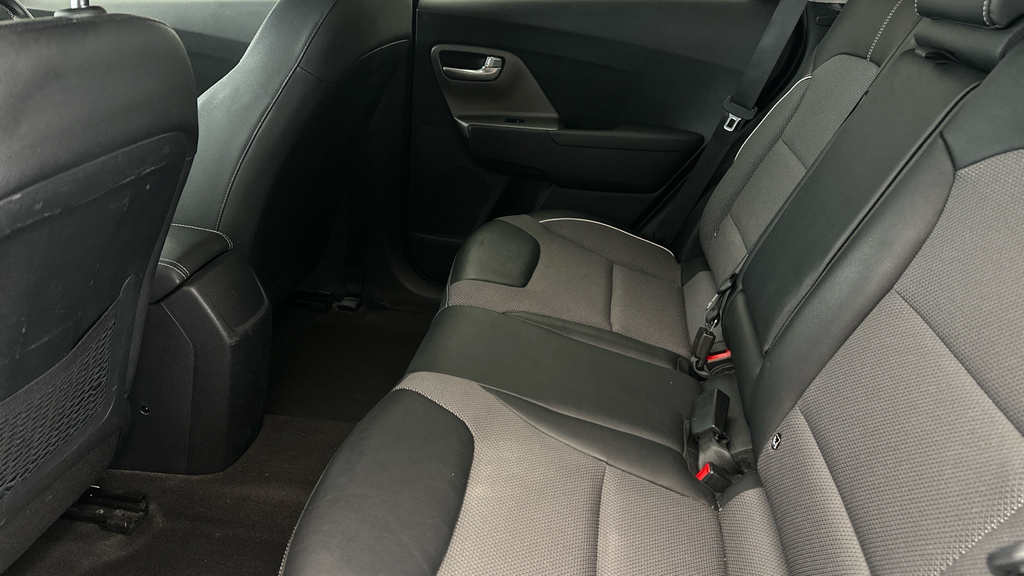 Kia e-Niro Kia Niro 64Kwh 2 Suv 201 Bhp White #18