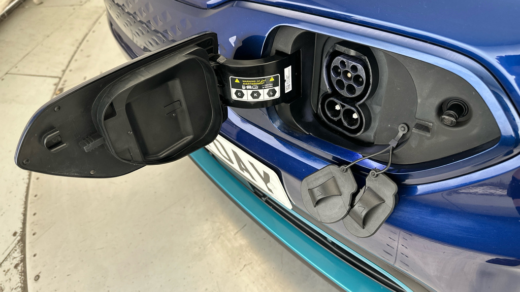 Kia e-Niro Kia Niro 64Kwh 2 Suv 201 Bhp White #24