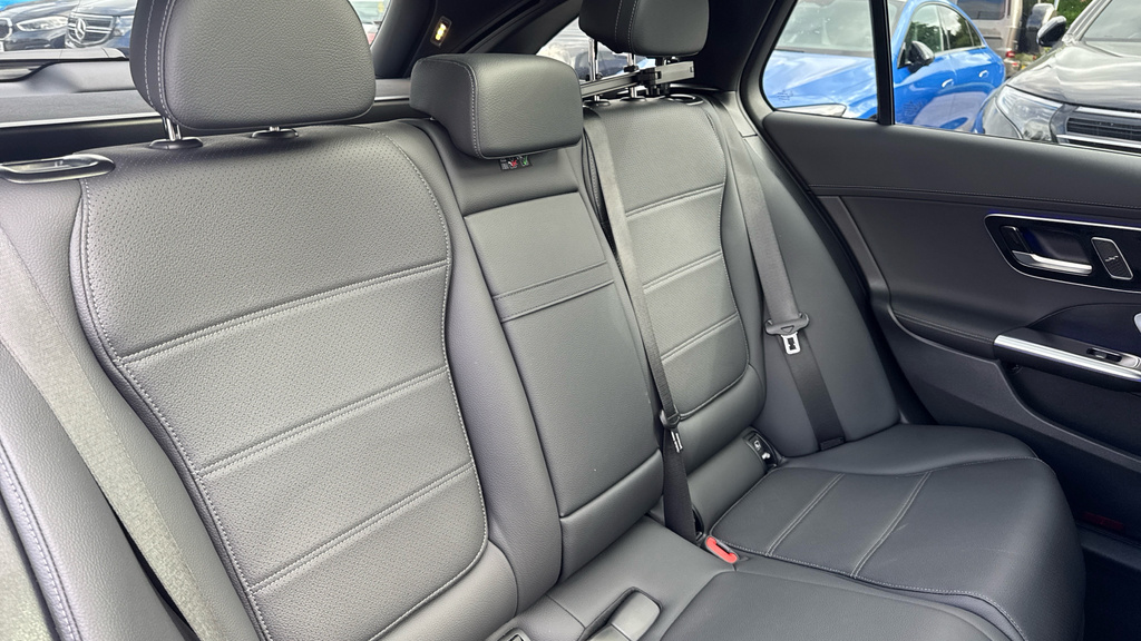 Mercedes-Benz C Class C300e Urban Edition 9G-tronic Black #25