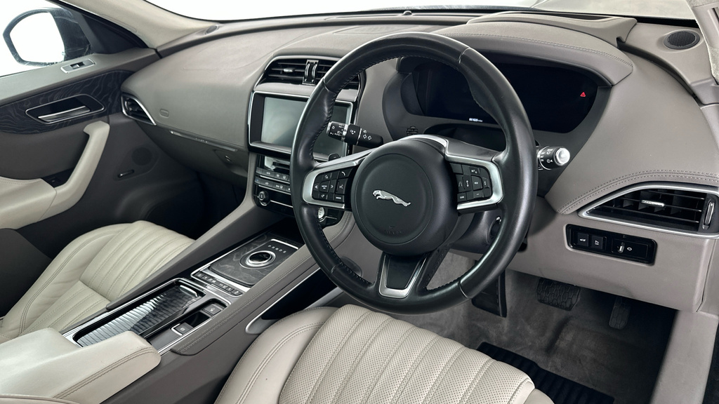 Jaguar F-Pace 2.0 P250i R Sport Suv Awd 250 Ps Black #14