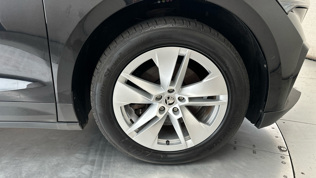 Skoda ENYAQ Enyaq IV 60 Grey #27