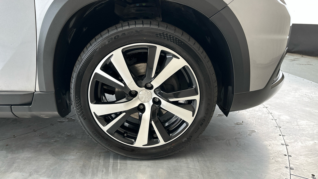 Peugeot 2008 Suv 1.2 Puretech Allure Euro 6 201818 Grey #27