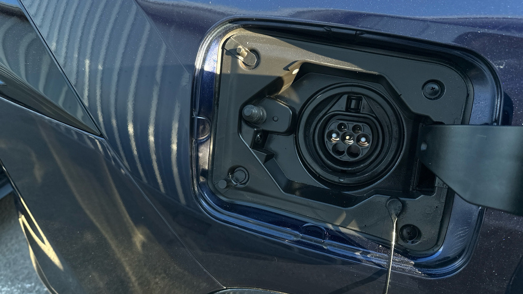 Suzuki Across 2.5 18.1Kwh Suv Plug In Hybrid E Cvt 4W Blue #5